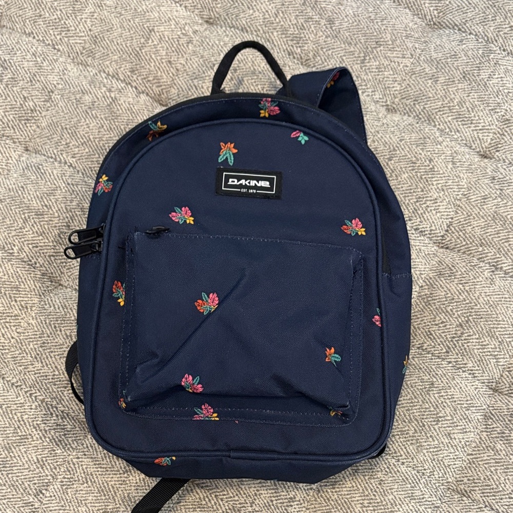 Dakine mini backpack